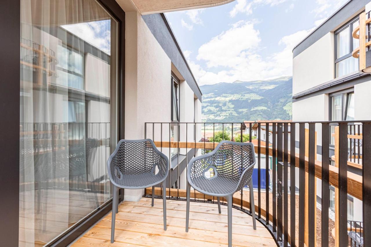 Zillertal Suites Fuegen By Alps Resorts Exterior photo