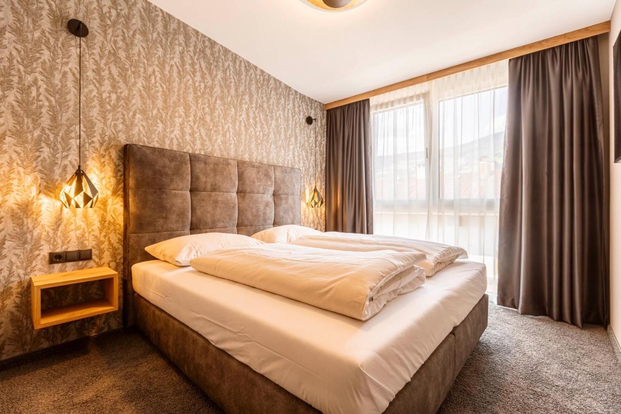 Zillertal Suites Fuegen By Alps Resorts Exterior photo