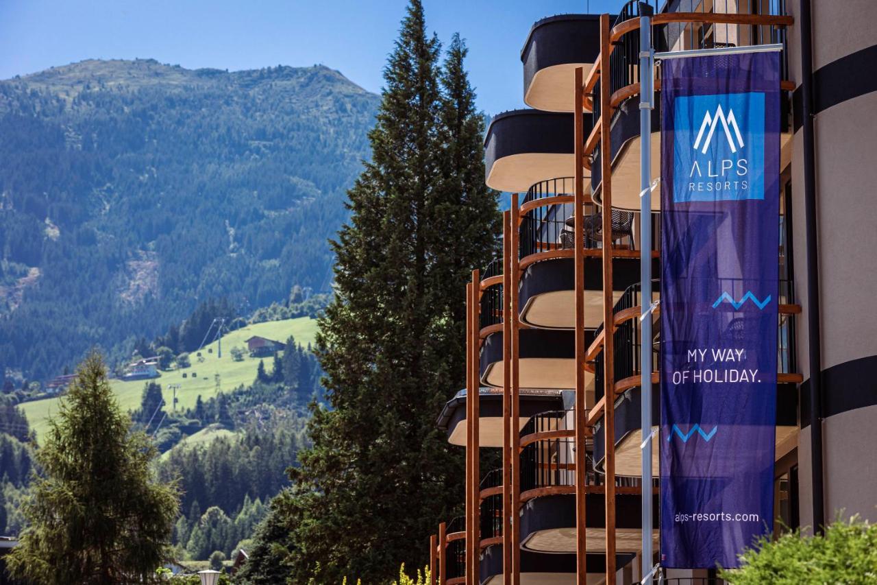 Zillertal Suites Fuegen By Alps Resorts Exterior photo
