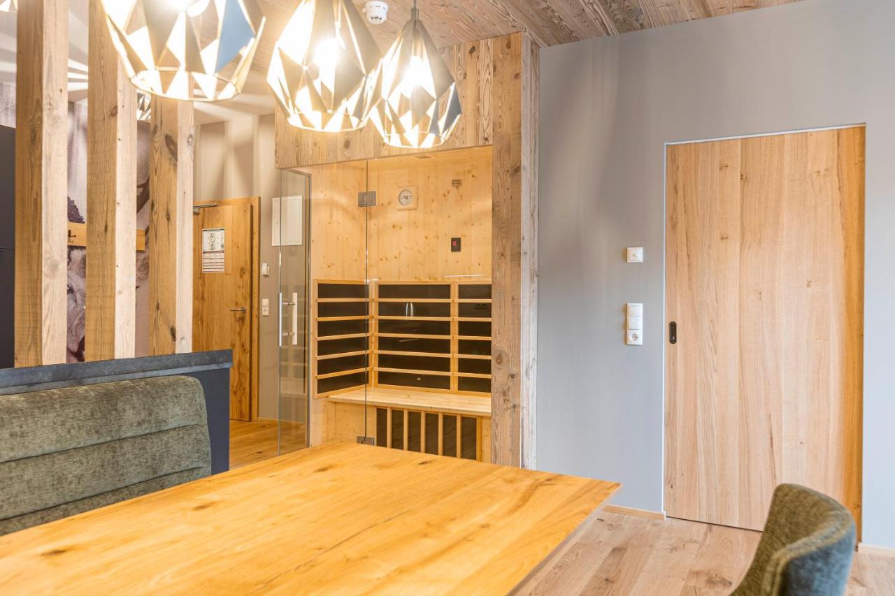 Zillertal Suites Fuegen By Alps Resorts Exterior photo